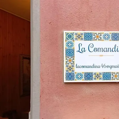 La Comandina *